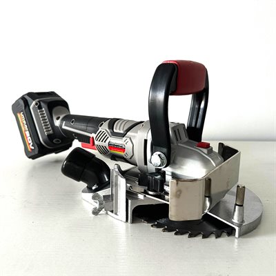 Cordless Jamb Saw